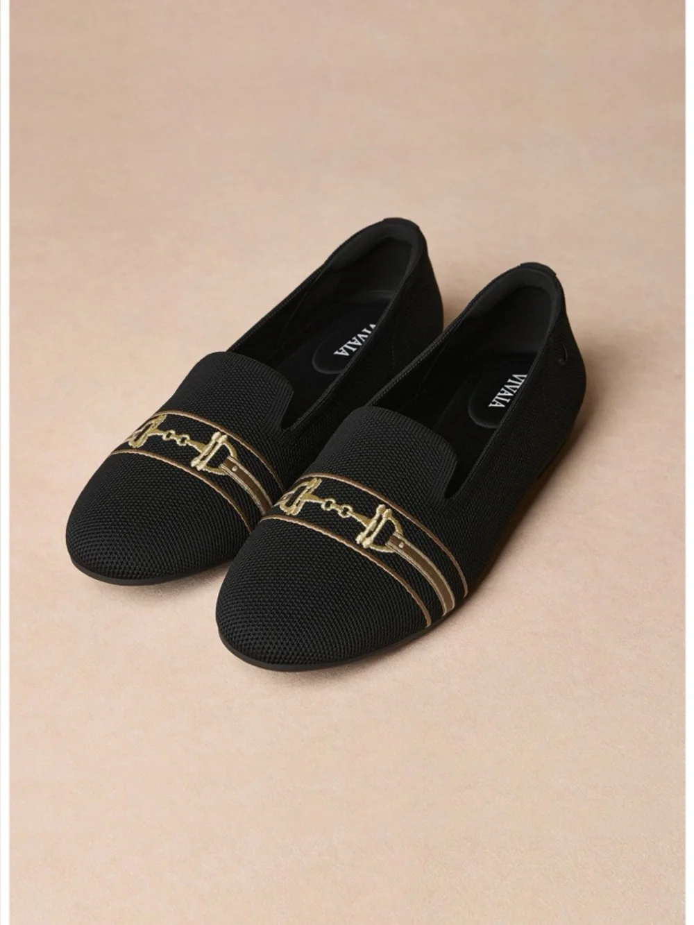 Vivaia Round Toe Embroidered Loafers Audrey Black Horsebit Size 39/ US 8